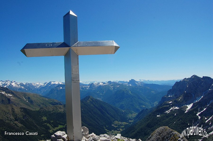 15 Dall'anticima sgurado verso la Presolana.jpg - 15 Dall'anticima sguardo verso la Presolana